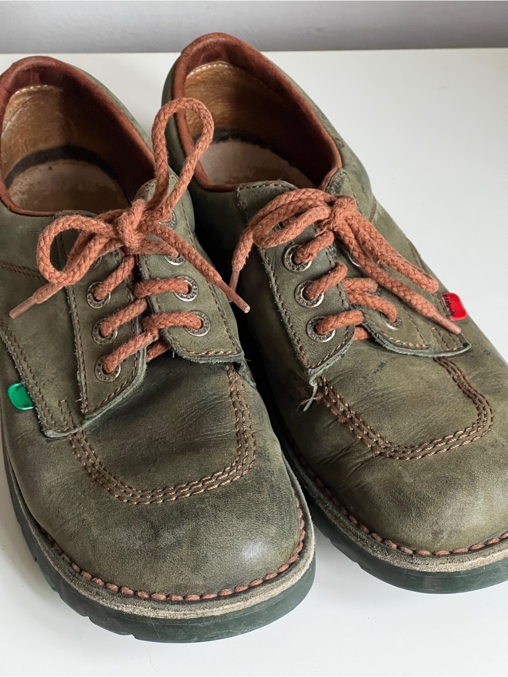 Unisex Vintage Kickers Kick Lo Olive Green Lace-Up Leather Shoes - Picture 6 of 8
